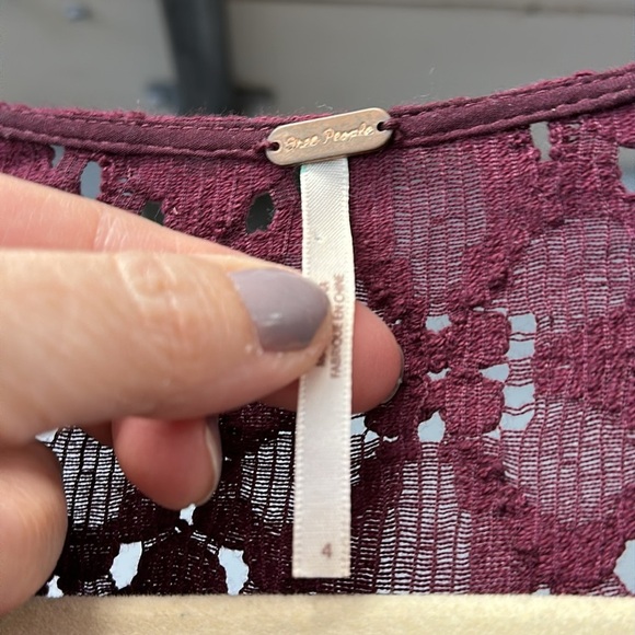 Free People Maroon Lace Long Sleeve Mini Dress Size 4 - Picture 3 of 8